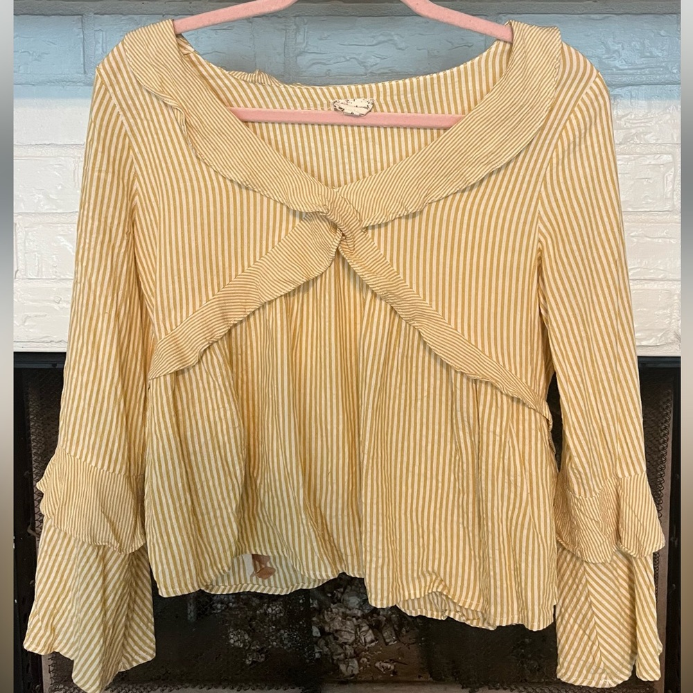 •SOLD• Yellow striped blouse